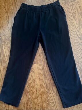 Women’s Land’s End Medium Petite Sport Knit Black Pull-On Everyday Pants